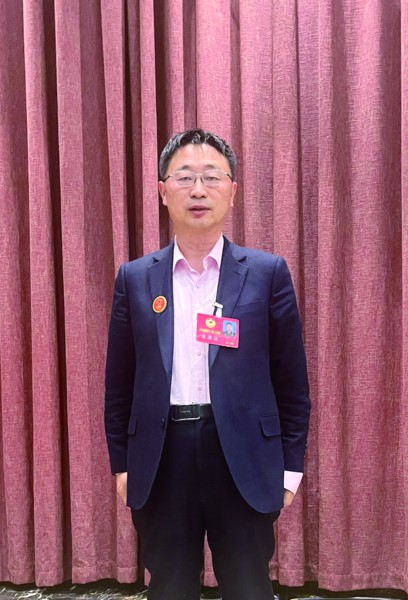 省政协委员、烟台御花园老年公寓院长宋华西